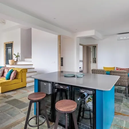 Villa Elissaios-brand New Renovated Pool