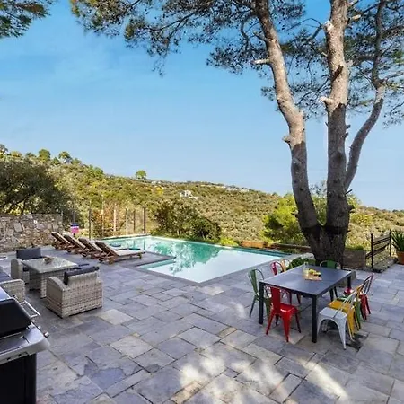 Villa Elissaios-brand New Renovated Pool *