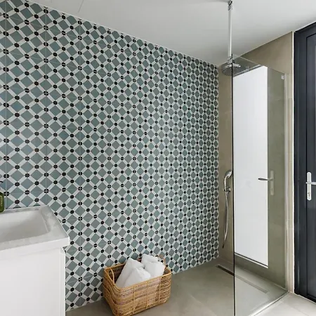 Elissaios-brand New Renovated Pool *
