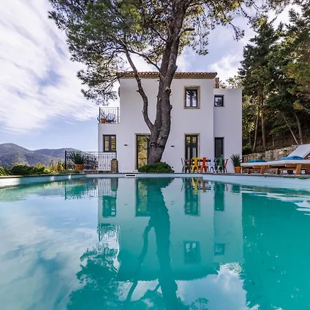 Elissaios-brand New Renovated Pool Villa *