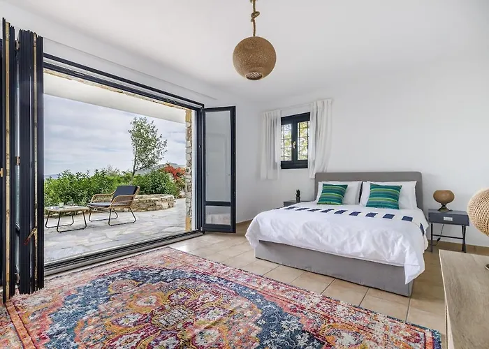 Villa Elissaios-brand New Renovated Pool *