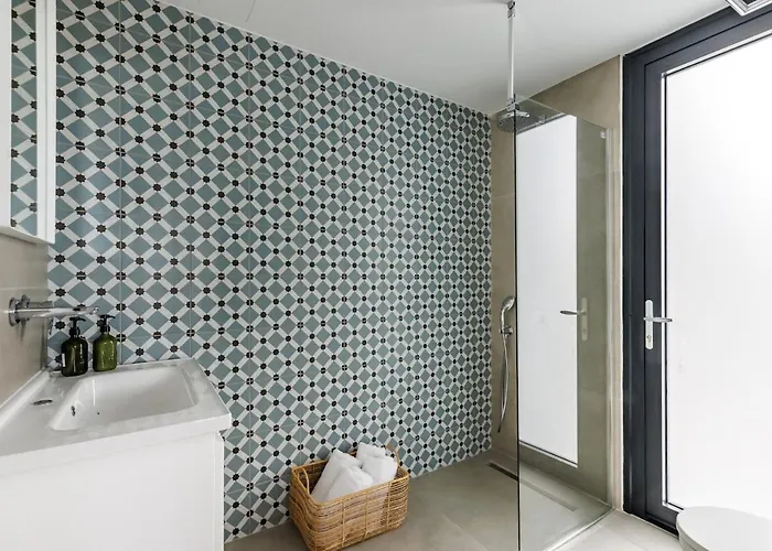 Elissaios-brand New Renovated Pool *